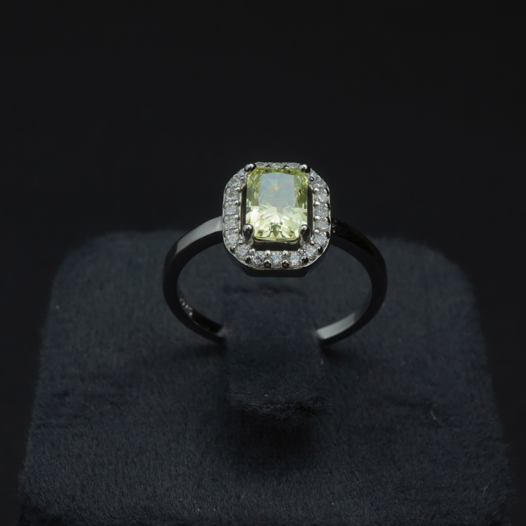 Lime Green CZ Ring(Fixed Size)