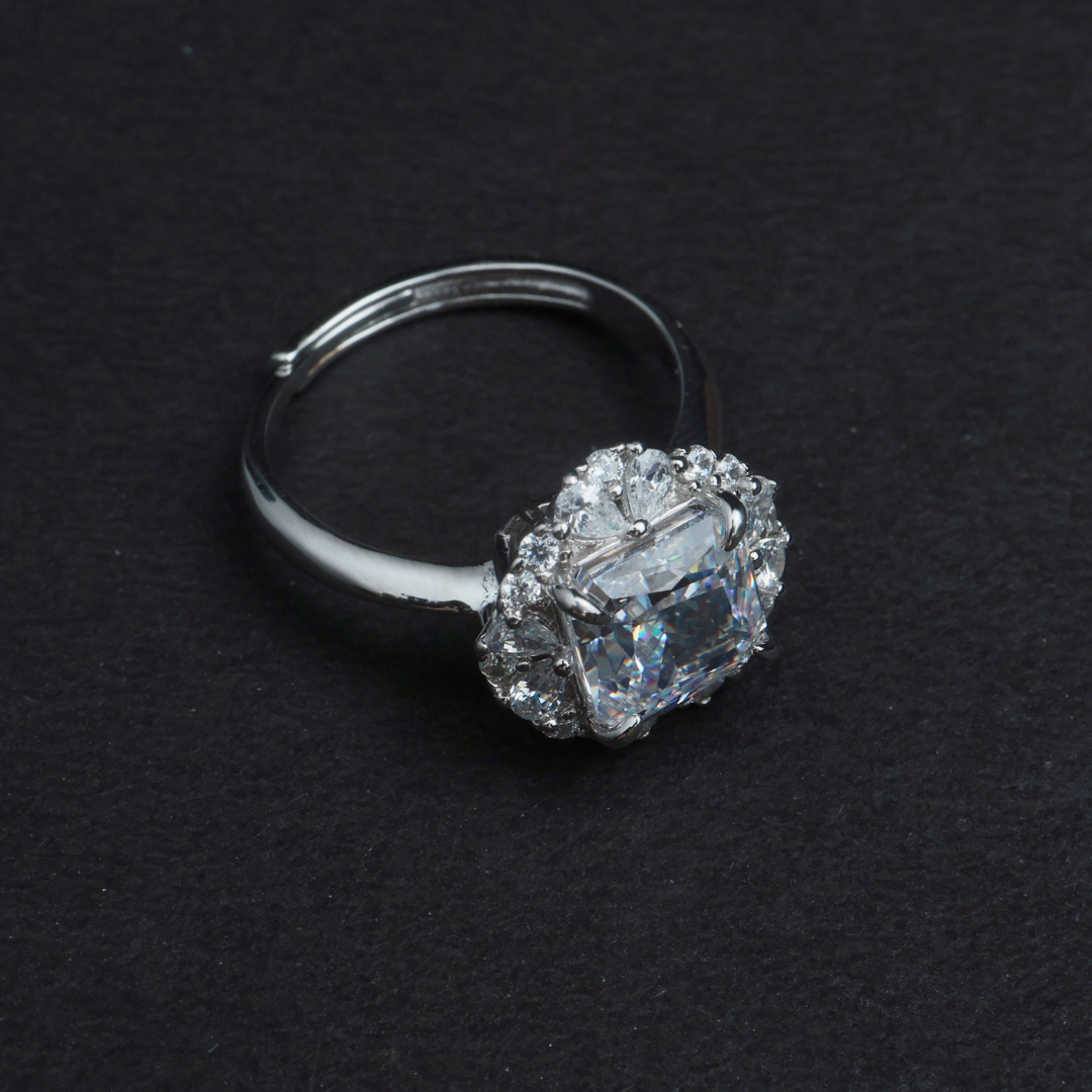 Radiant Floral Halo Ring(Adjustable)