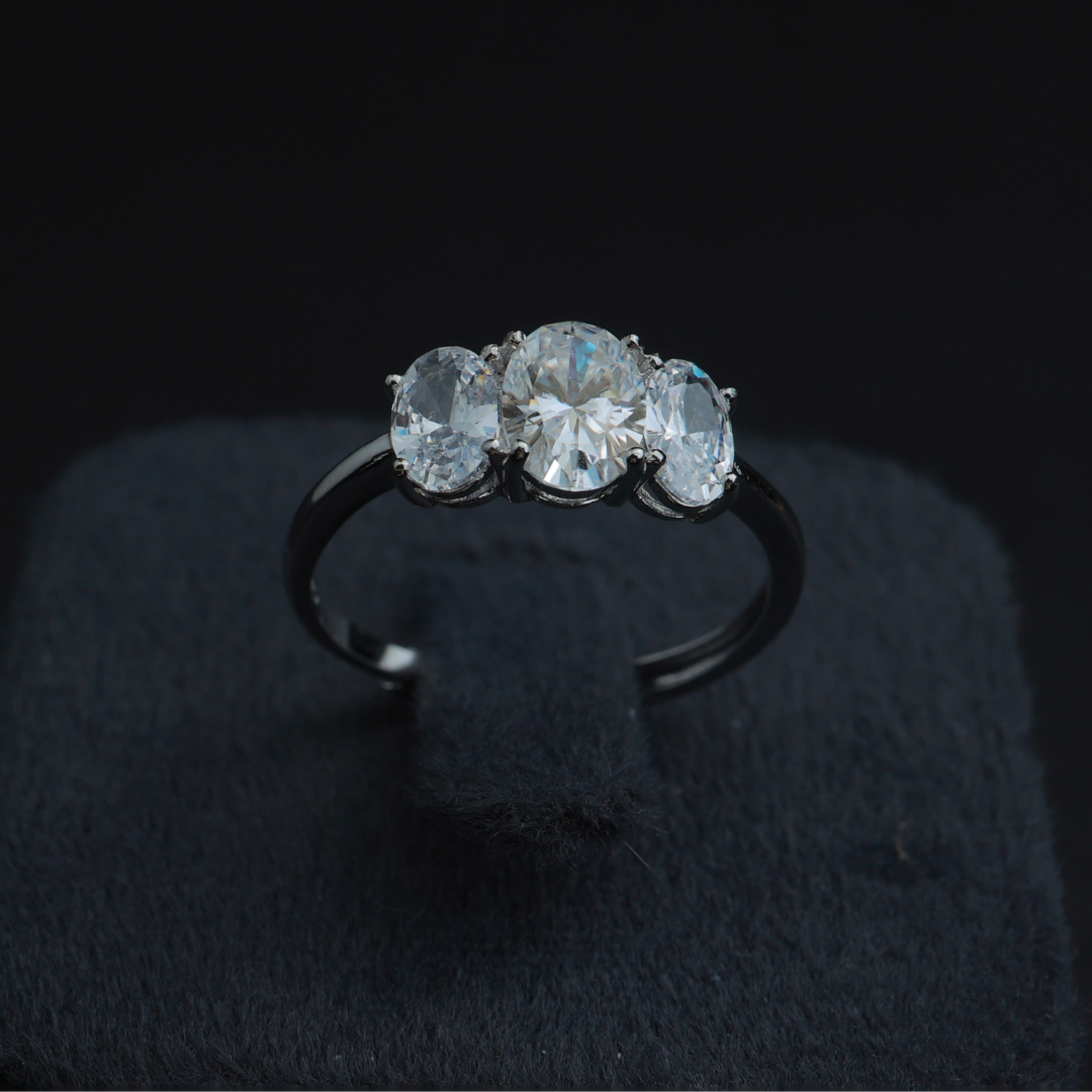 Trio Solitaire Ring(Adjustable)