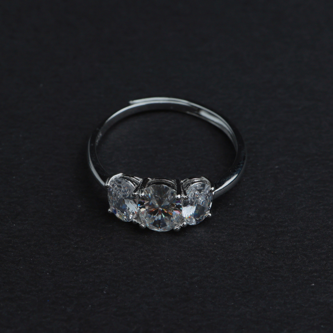 Trio Solitaire Ring(Adjustable)