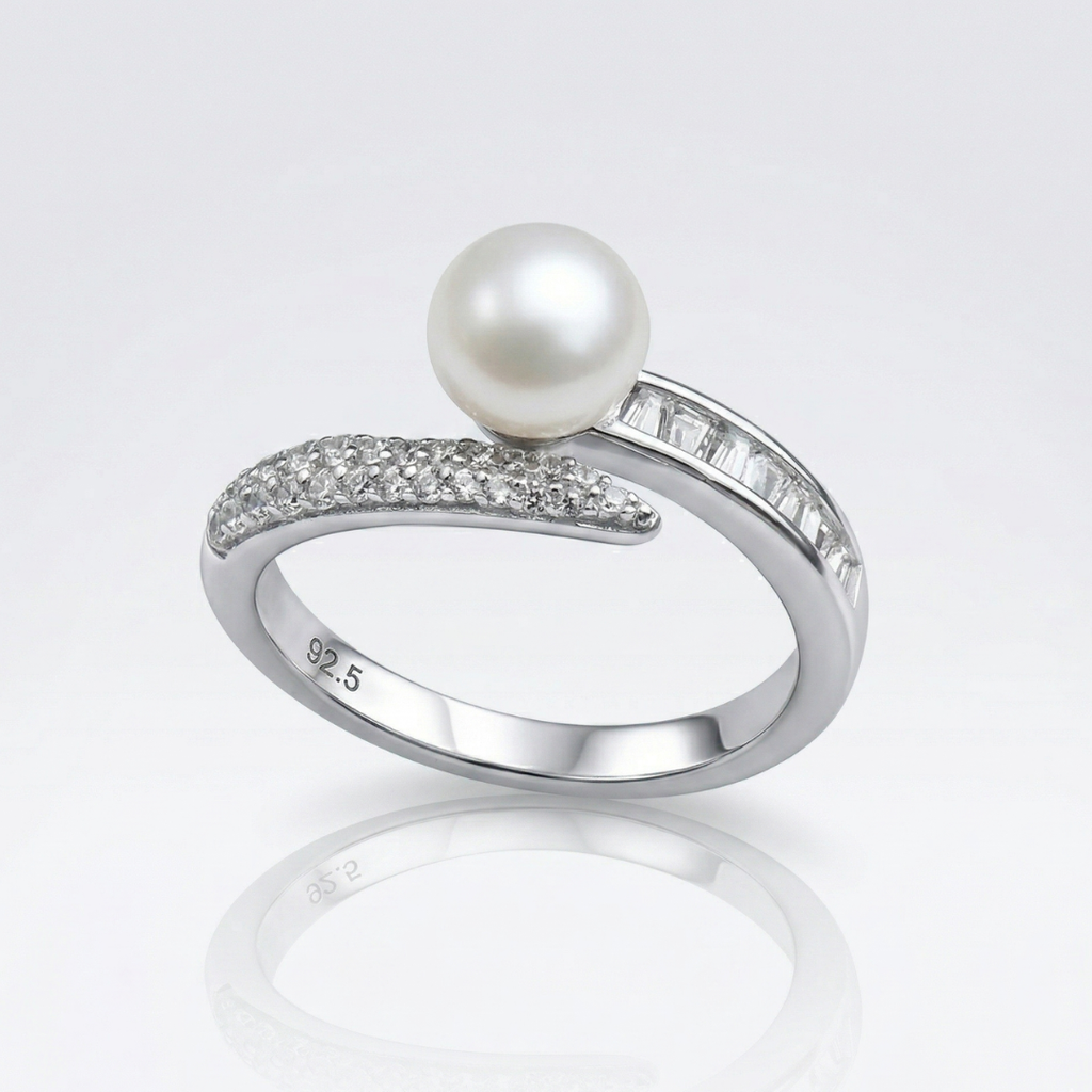 Princess Cut Flower Ring (Fixed Size)