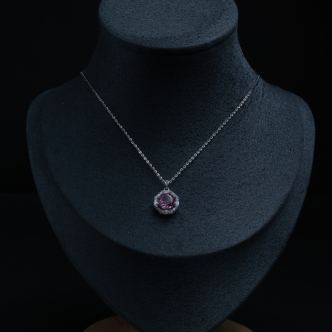 Plum Eclat Halo Pendant