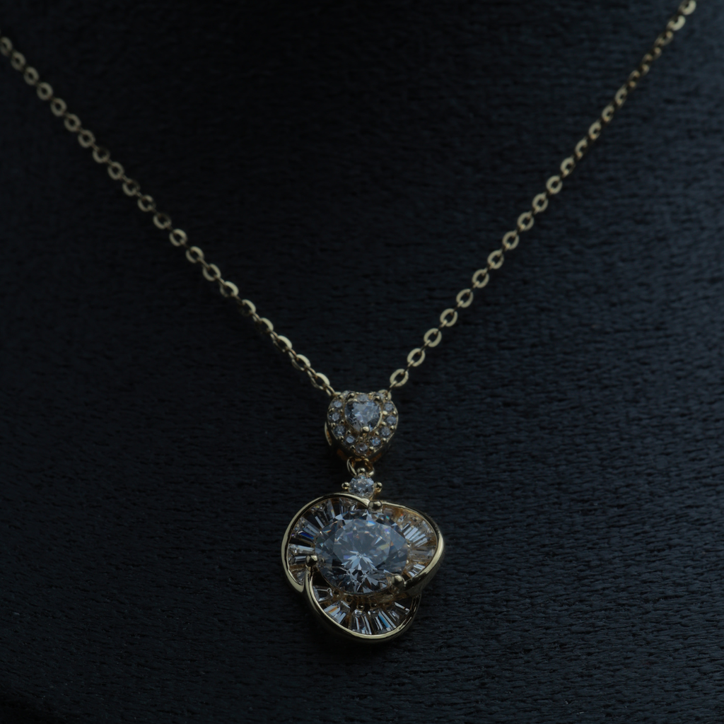 Royal Heart Sparkle Pendant Necklace