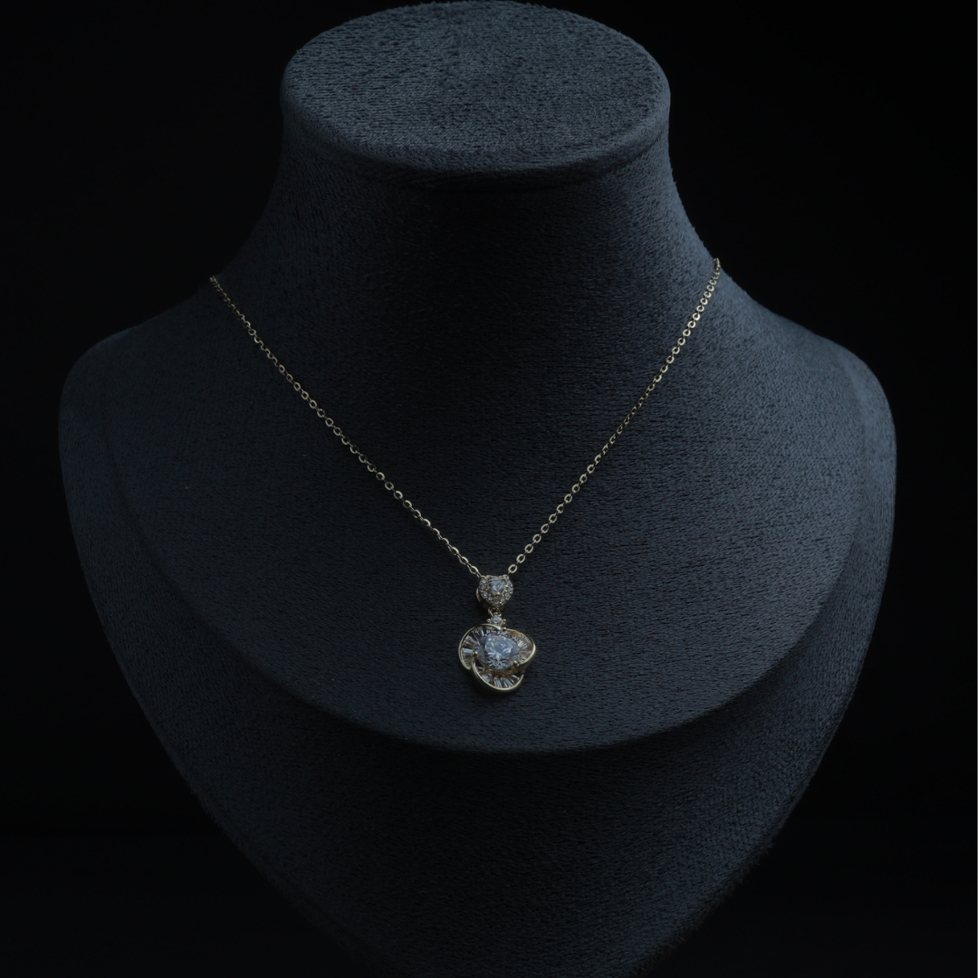 Royal Heart Sparkle Pendant Necklace