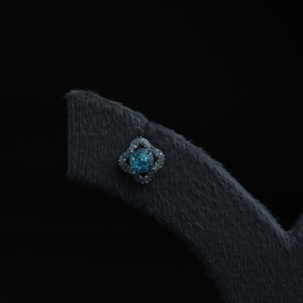 Ocean Blue Crystal Studs