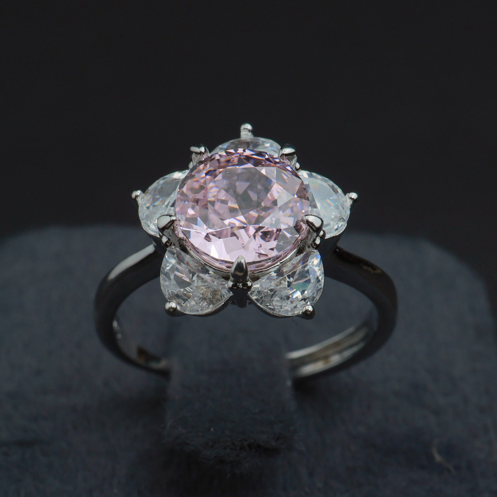 Petal Luxe Ring(Adjustable)